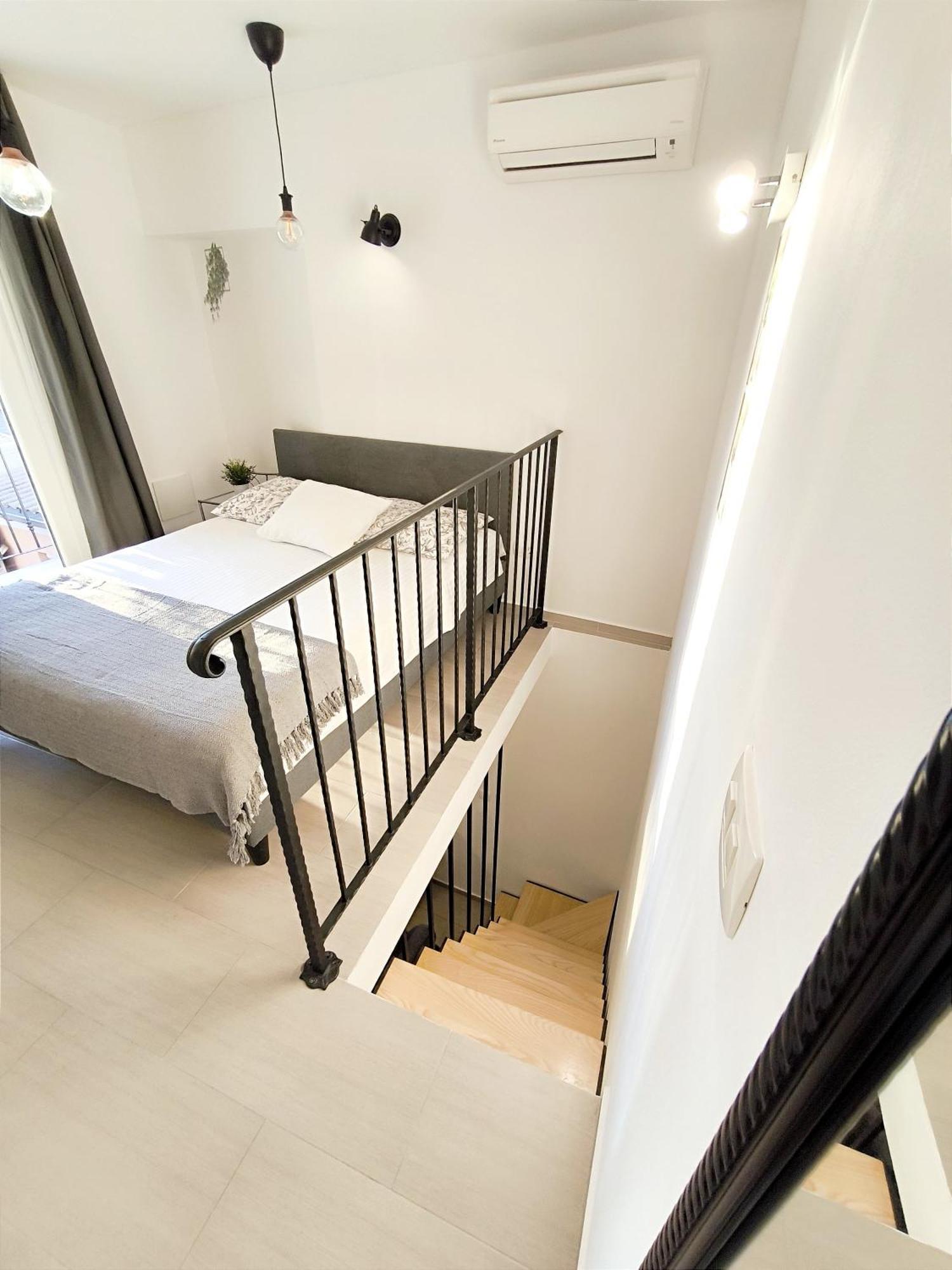Central Apartment & Room Niko Split Exterior photo
