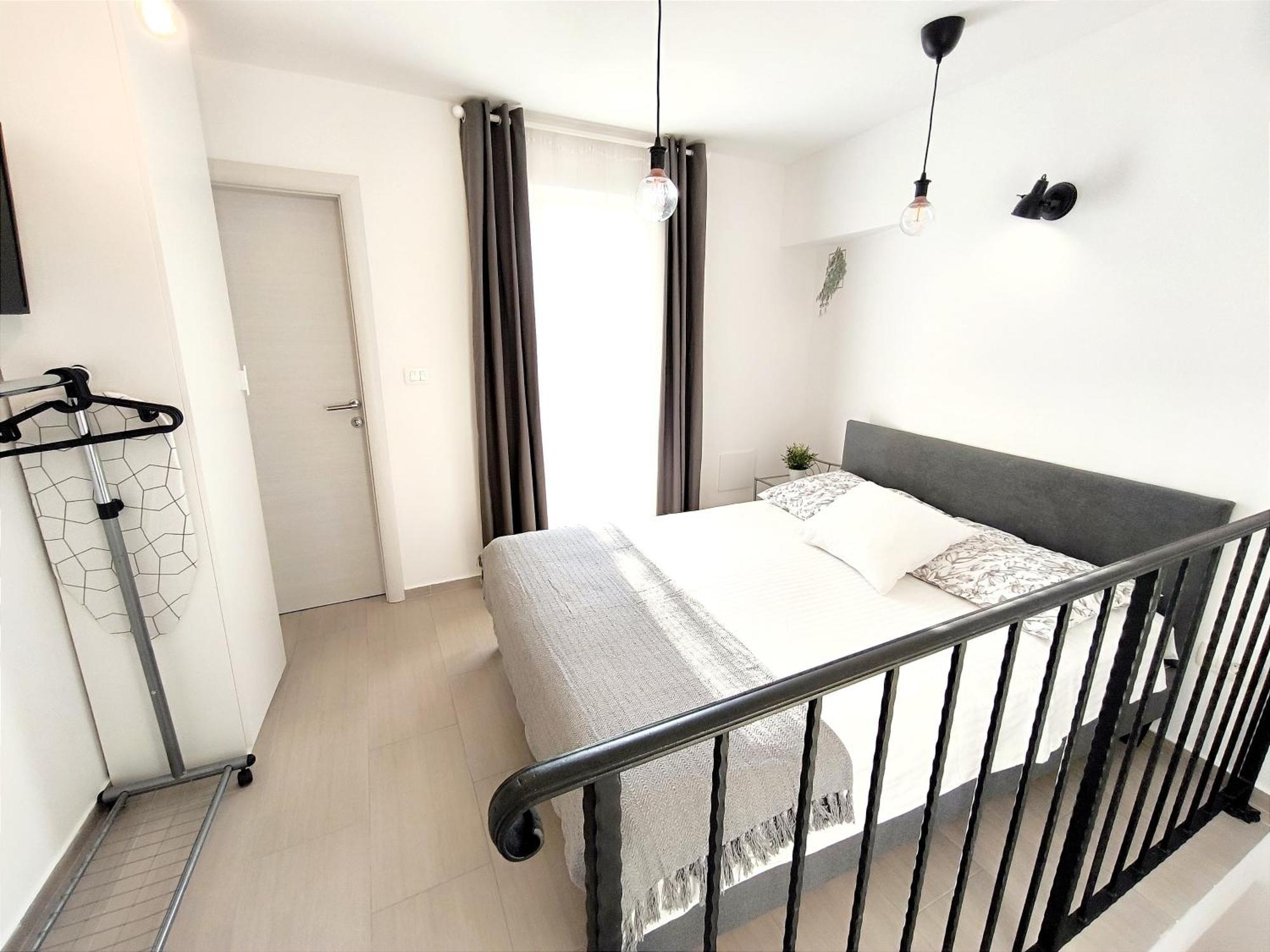 Central Apartment & Room Niko Split Exterior photo