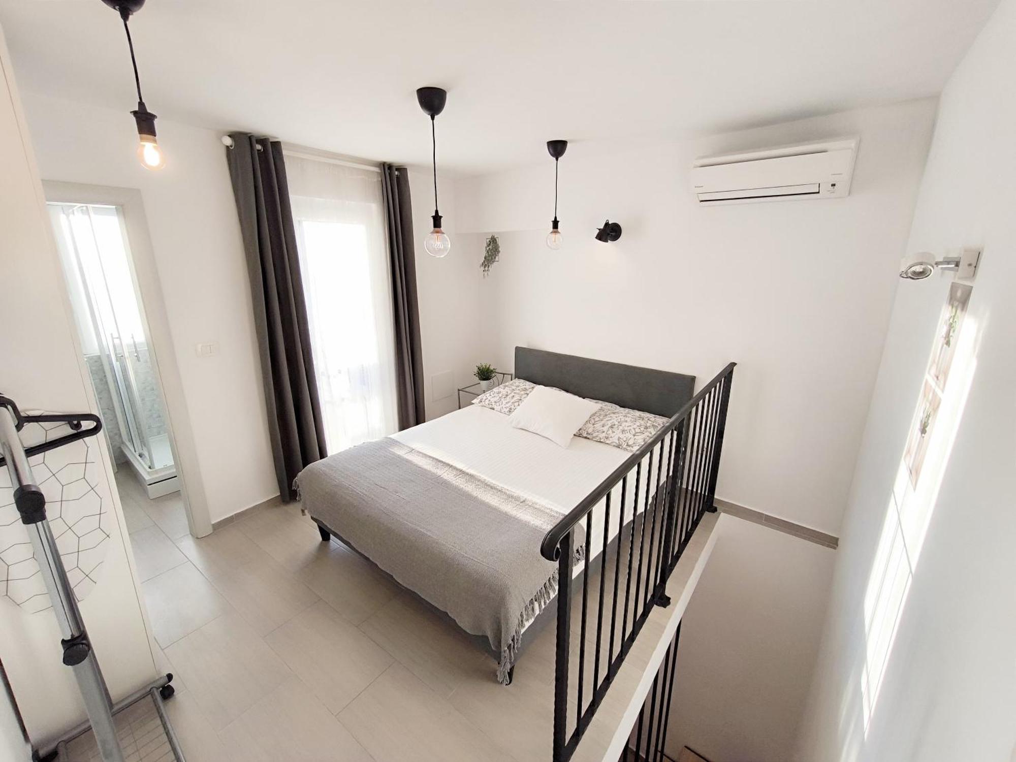 Central Apartment & Room Niko Split Exterior photo